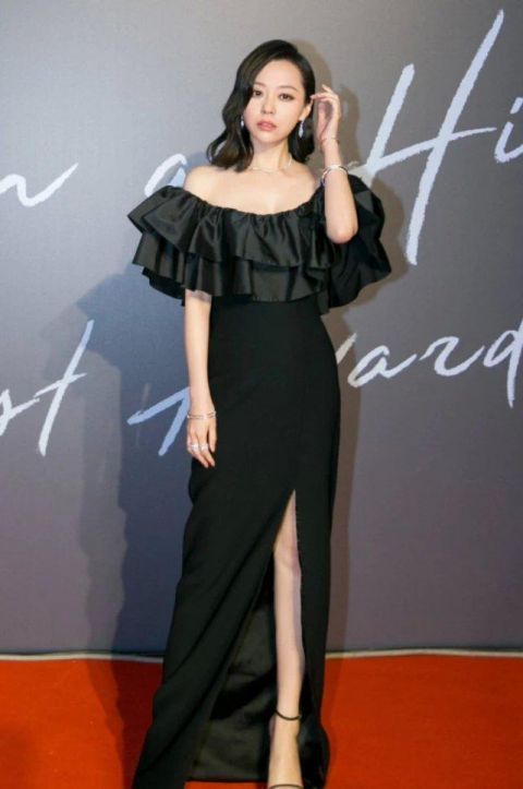 众人|有种“逆袭”叫张靓颖,曾被众人吐槽胖,离婚后瘦出了漫画腿!