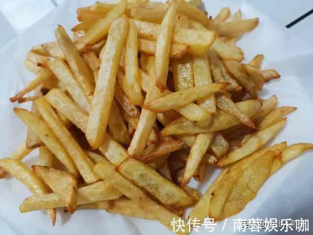 妙招|炸薯条时,土豆最忌焯水后就炸!教您一妙招,薯条香脆不发软