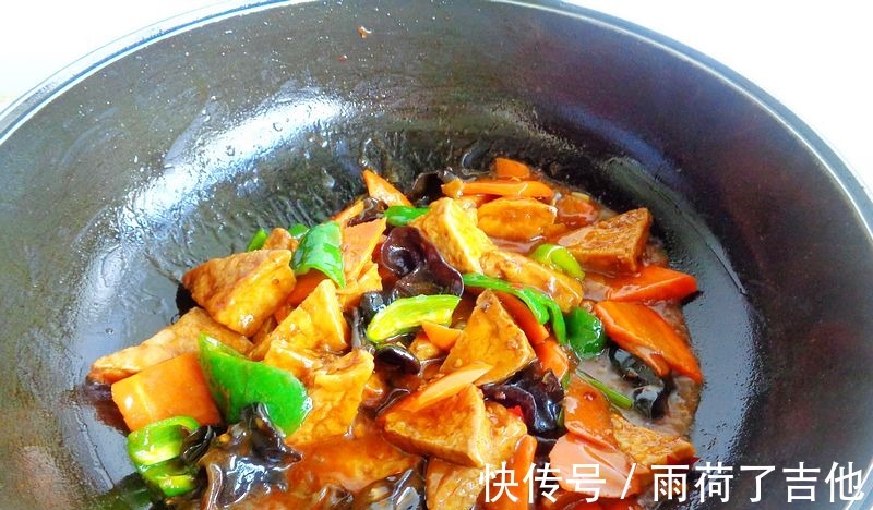 豆腐块|晚餐是吃大鱼大肉好,还是吃家常便饭看我家怎么吃的!