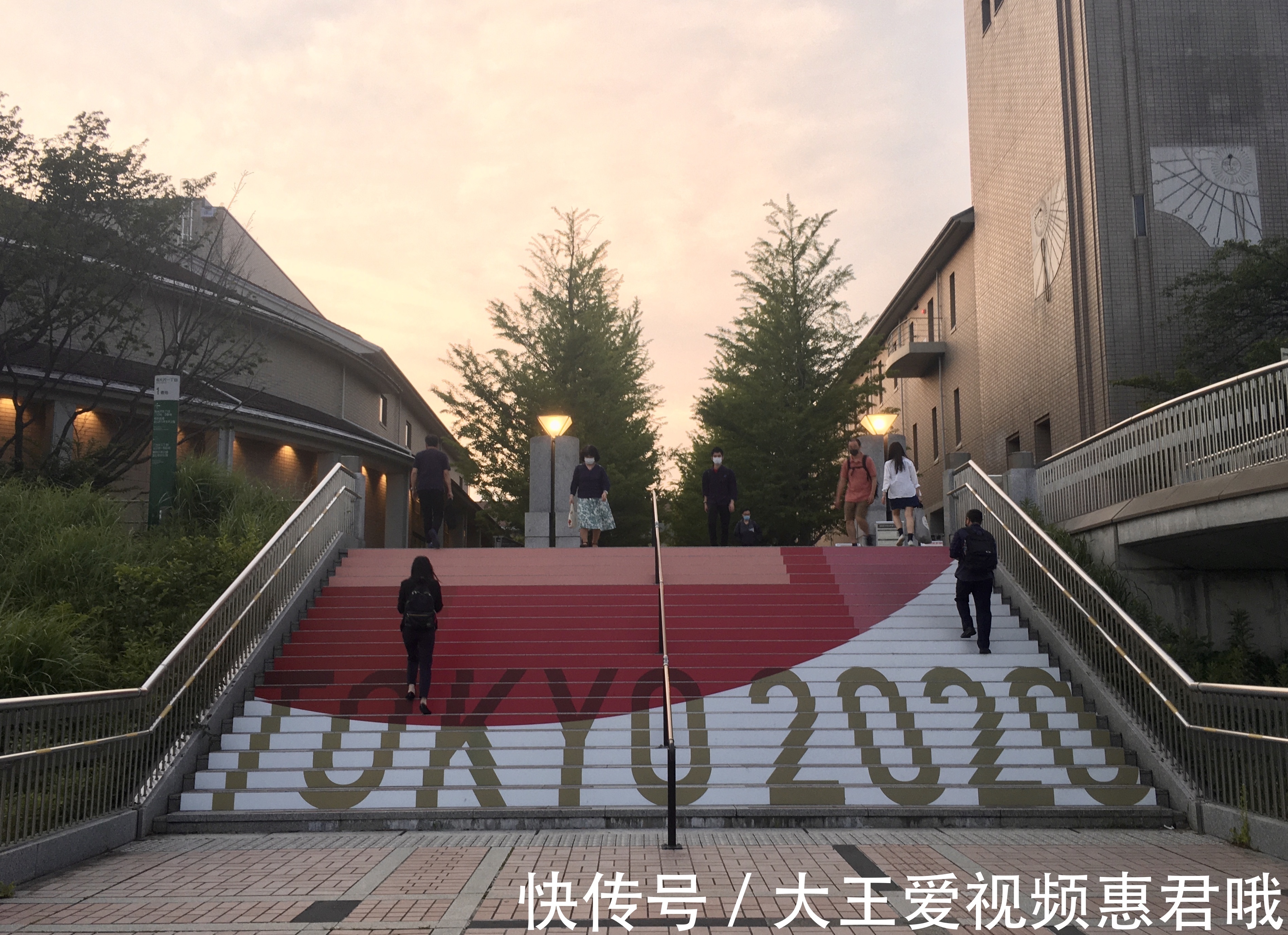 马悠介|奥运会后的“K字社会”