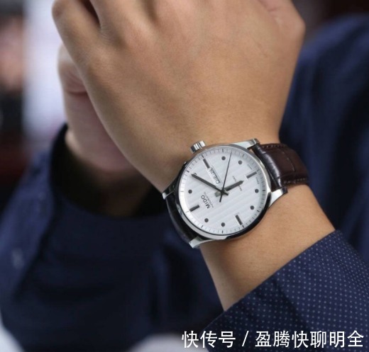 男士|适合40岁左右男士佩戴的三款手表,看看有你喜欢的吗
