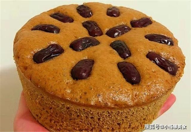 红糖发糕最简单的做法,搅一搅拌一拌,连手都不用沾面,蓬松香甜