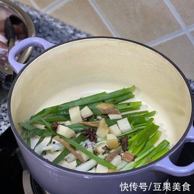 有了这盘东北扒肉，米饭都要多煮几碗