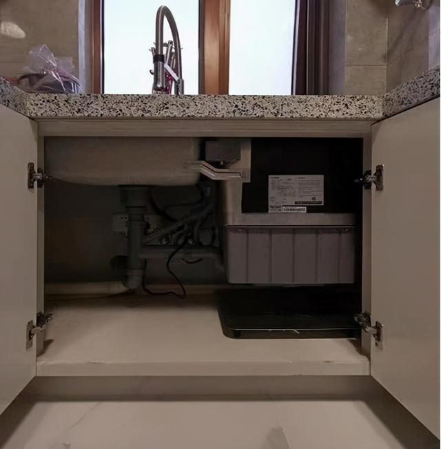 房子|用瓷砖做的橱柜好不好？装修房子是否值得做一套？