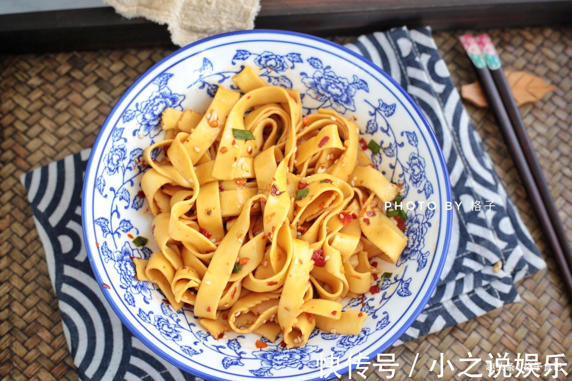 天热不想下厨,吃面最方便,分享5种好吃的做法,每天一道换着吃