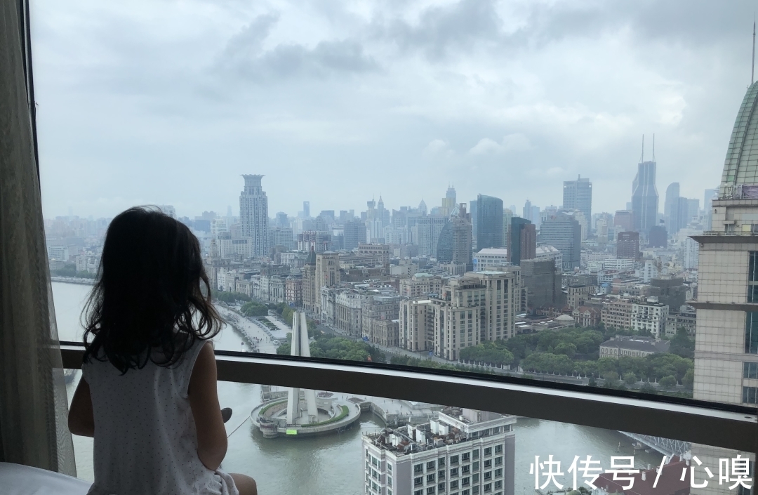 胳膊|让中年女人瞬间崩溃,一只肉包子就够了,卢家小妞成长日记