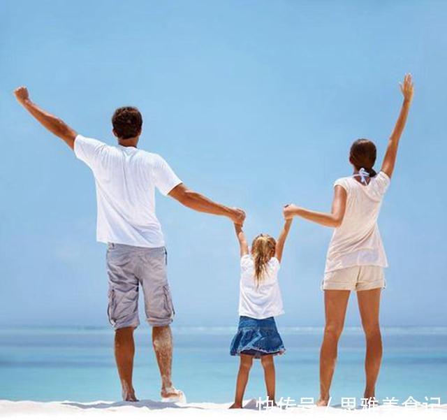 张露|宝爸心疼亲妈带娃太累,对老婆说:“孩子谁生的谁带”,下场很惨