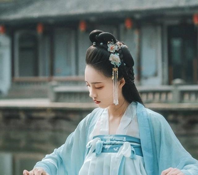 歌姬&歌姬从良嫁商人,攀高枝诋毁丈夫,白居易来我船上唱首歌!