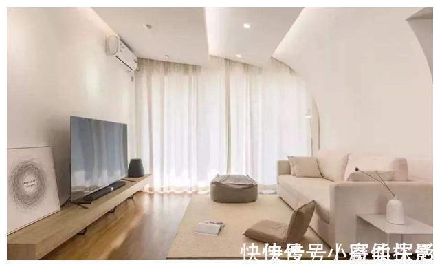 沙发|有钱人家里客厅从不装茶几，显得笨重不实用，如此设计，高档漂亮