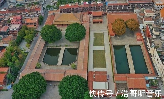 旅游城市|福建冷门旅游城市，景色不输清迈，建筑大气景点众多，游客很少