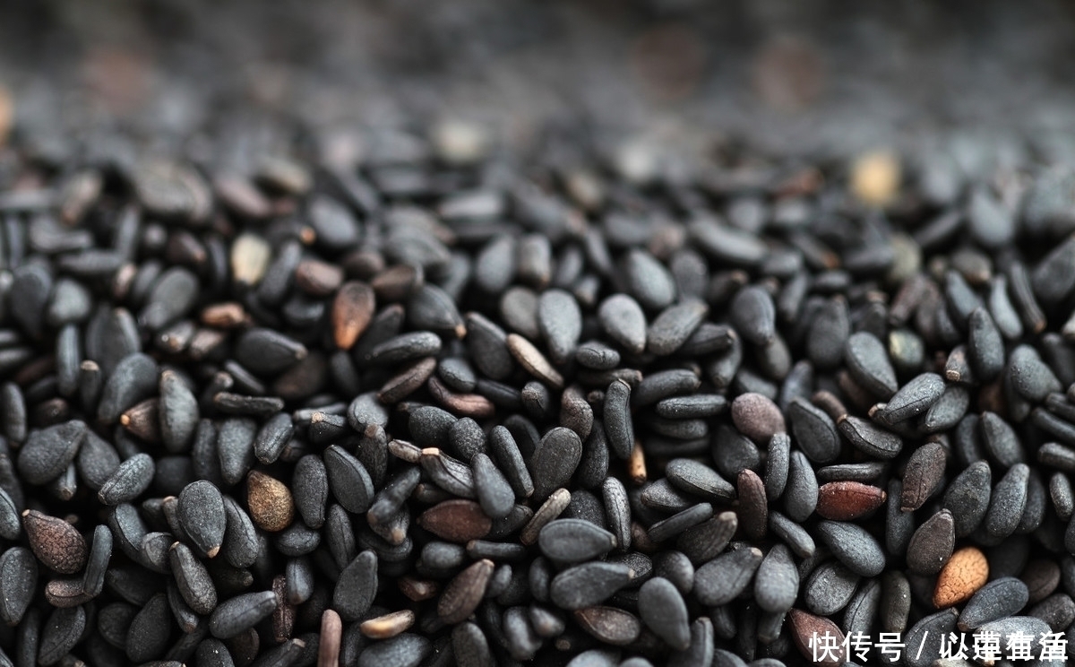 白發|“桂圓”煮著吃，頭發一天好過一天，白發沒了，染發錢都省了