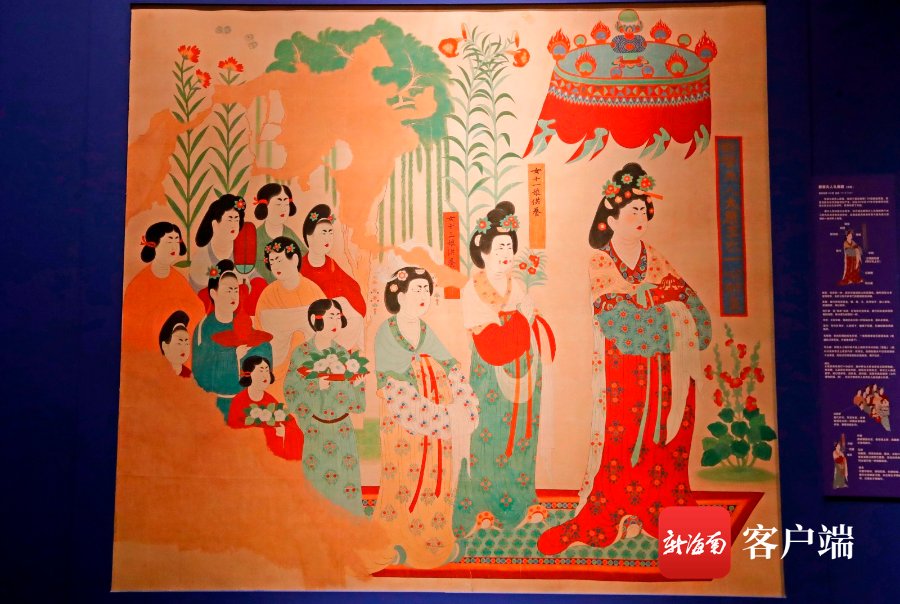  汪承贤摄|12月10日，到海南省博物馆看“觉色敦煌——敦煌石窟艺术展”