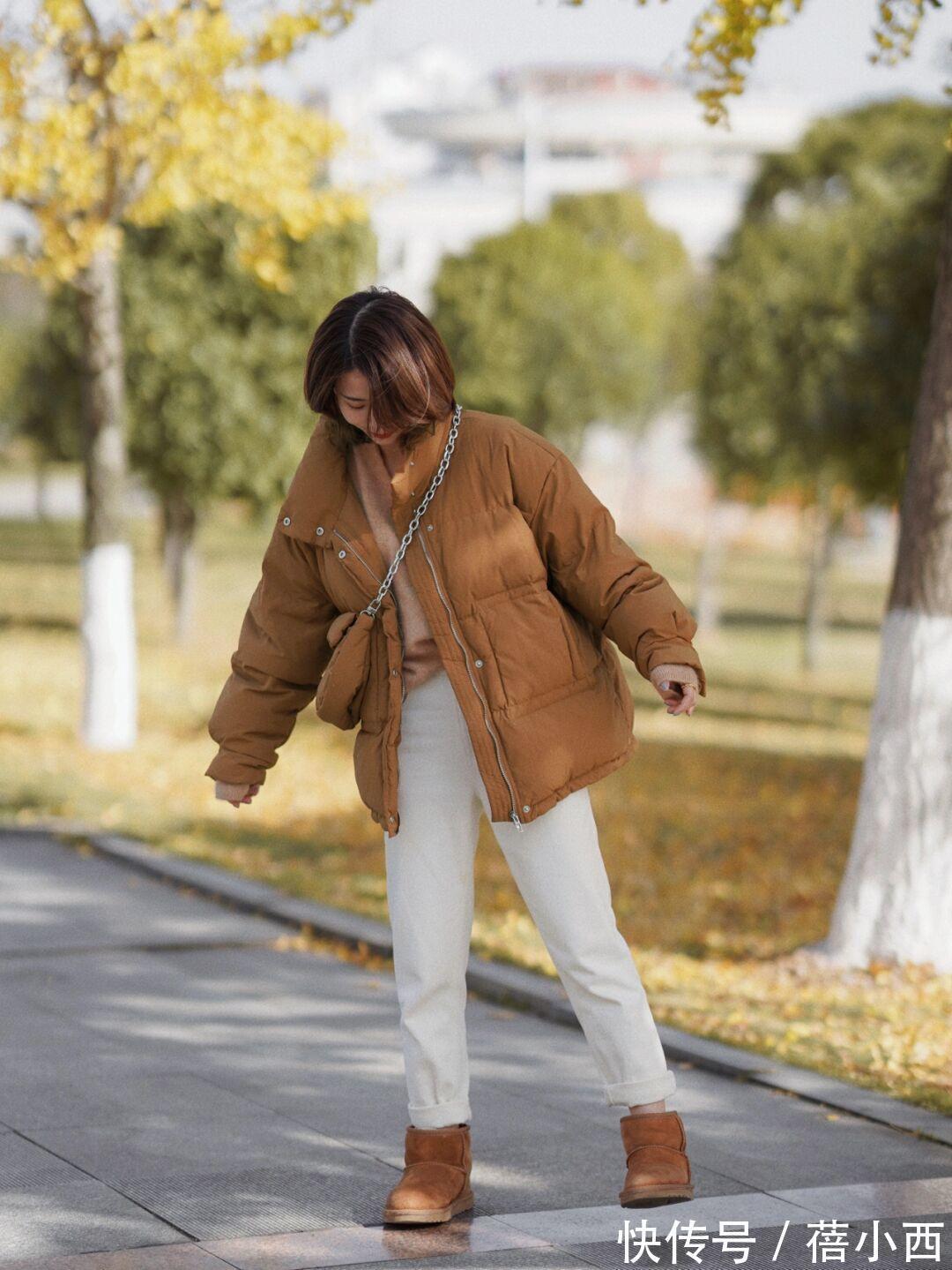 搭配 冬季穿什么“简约又保暖”?首选羽绒服,搭配半身裙或裤子都好看