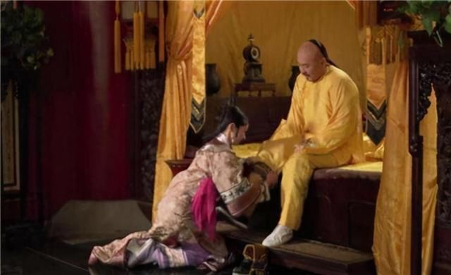 康熙|康熙为省钱午餐只吃窝窝头，7天后太监拿来账单，康熙看后沉默了