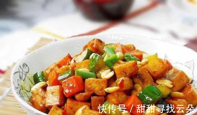 蒜苔|压得住场面的素菜做法,试试这几道菜吧!