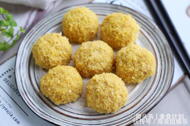 鸡胸肉|高蛋白低热量的鸡胸肉丸,做一次够吃7天,减肥期间吃最好了