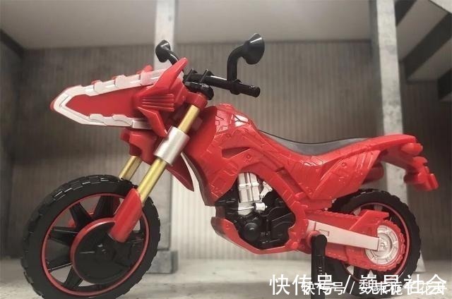 新规|假面骑士亚克蝎子,亚克零一装动赏析,新规造型纹理刻画清晰