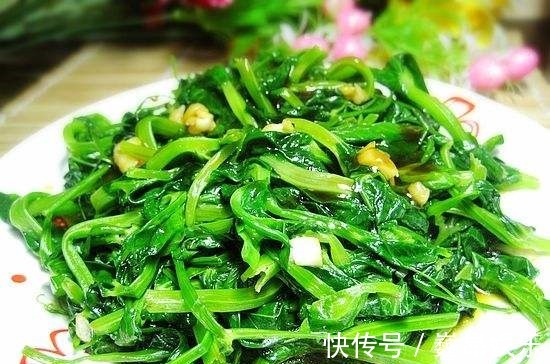 上皮细胞|炒菠菜加一宝,常吃排毒减脂,预防心血管病,皮肤细腻有光泽!