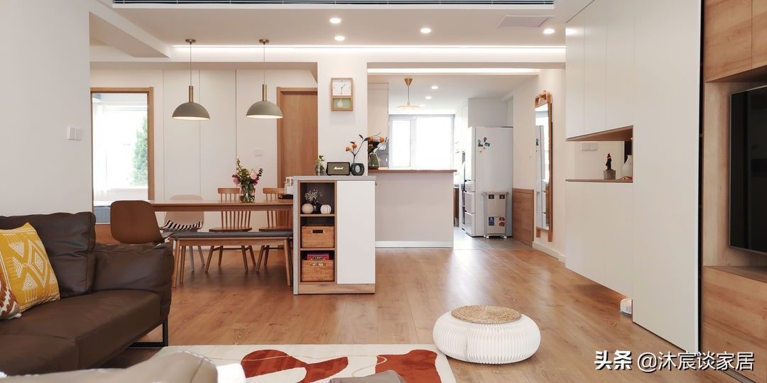 沐宸|她家“去走廊”设计太棒了,空间利用极致,室内很温暖,好治愈