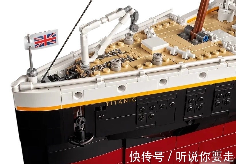 tit乐高LEGO年度巨献「泰坦尼克号」:9千多块积木,再现震撼经典