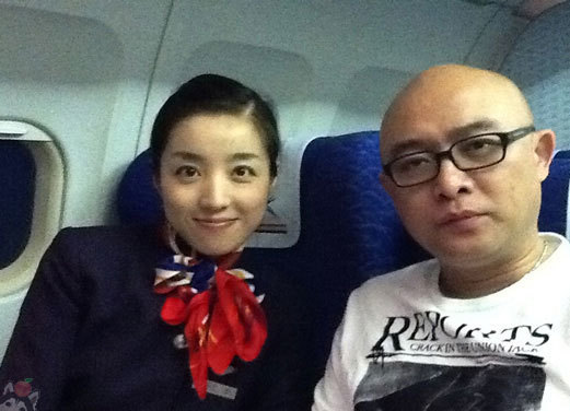 孟非隐瞒26年的妻子曝光,原来这么年轻貌美,鲁豫直呼太美了