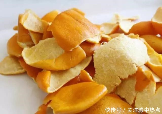 橘子皮晒一晒,养花用地上,有3大好处,解决一切养花难题!