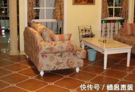 湿铺|瓷砖该干铺还是湿铺当初没听师傅劝，入住后才知被坑惨