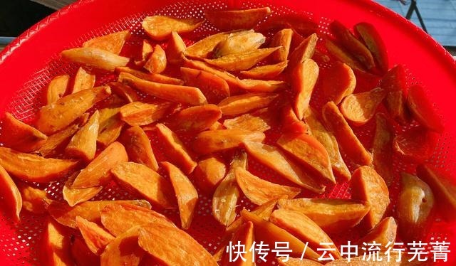 红薯最好吃的做法，家里有口锅就能做，香甜软糯有嚼劲，保存久！