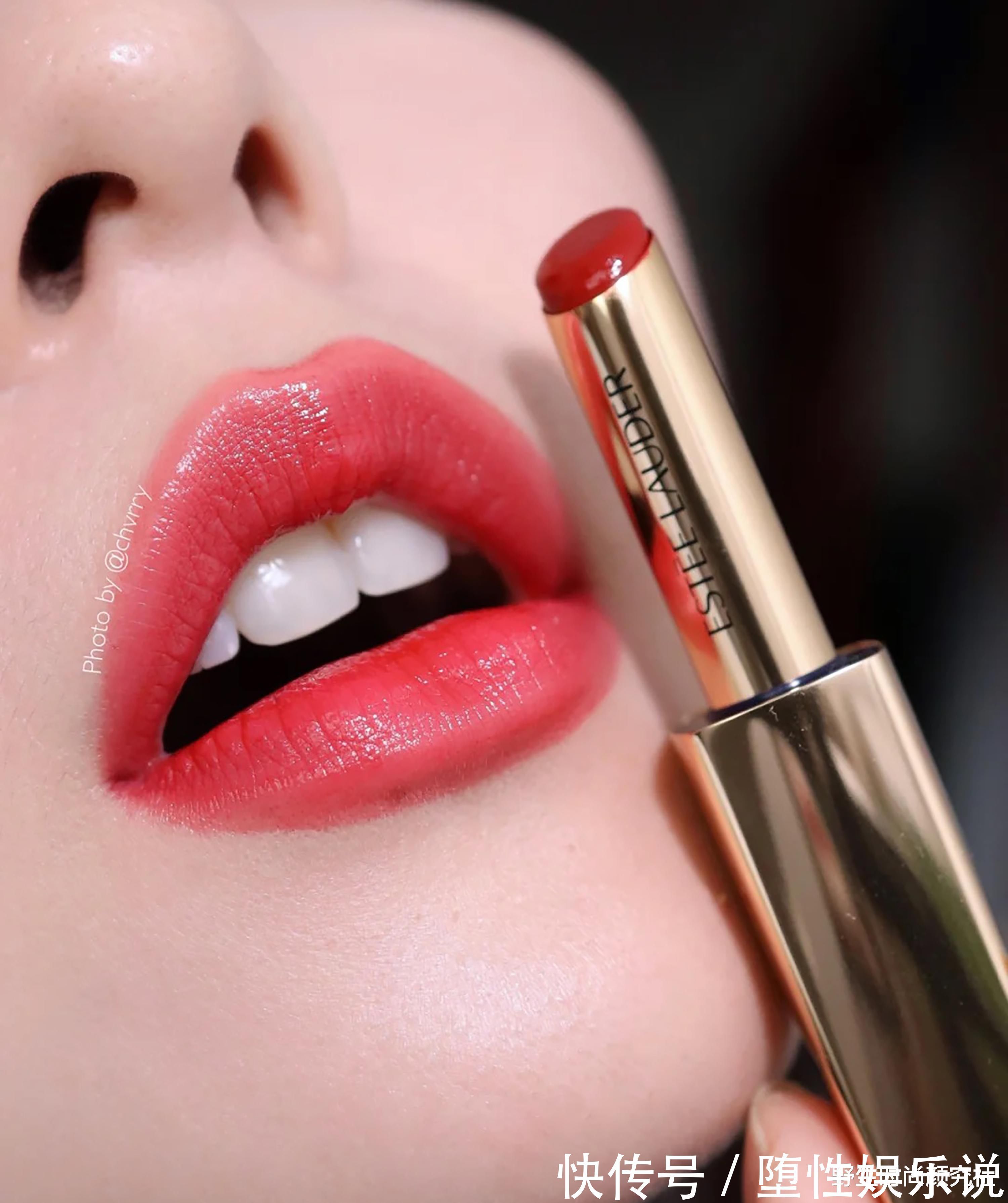 口红|早春的“蜜桃色”太火了,但挑对了口红才更显白