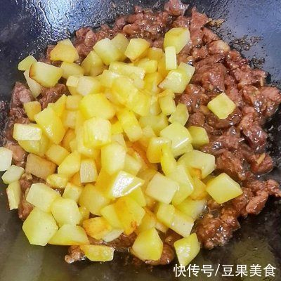  #味达美名厨福气汁，新春添口福#孜然土豆牛肉，烧烤味超解馋