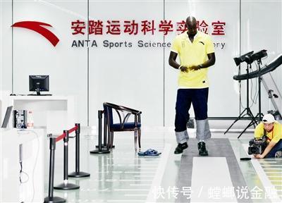 耐克 「氮科技」加持下,「疾速奔跑」的安踏超越耐克还需多久?