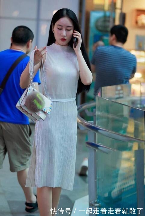 高跟鞋|搭配独特的裙子,造型想不优雅出众都难