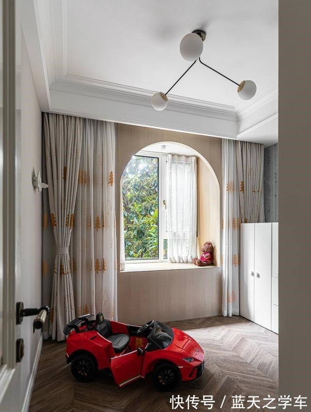 空间|121㎡美式与北欧的邂逅，许你一座城中的温暖港湾！