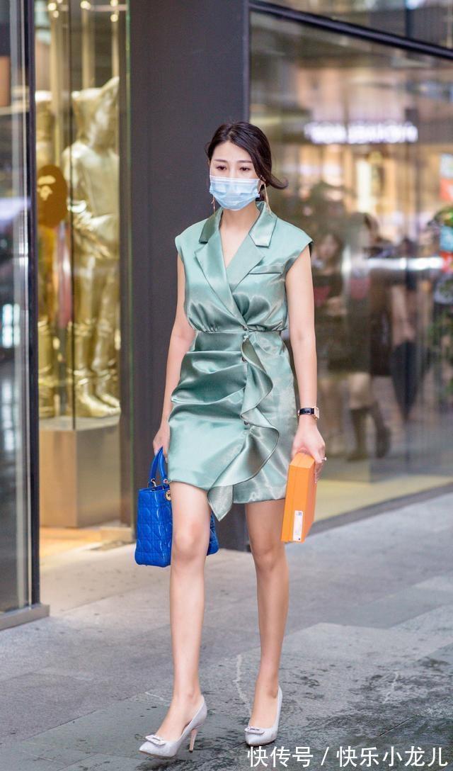 颜色 连衣裙穿出前卫时尚感,突显美丽曲线,很有优雅气质