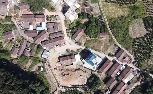 施工|太牛了!这种独特传统四合院,让您的豪宅,成为村里面最靓的仔