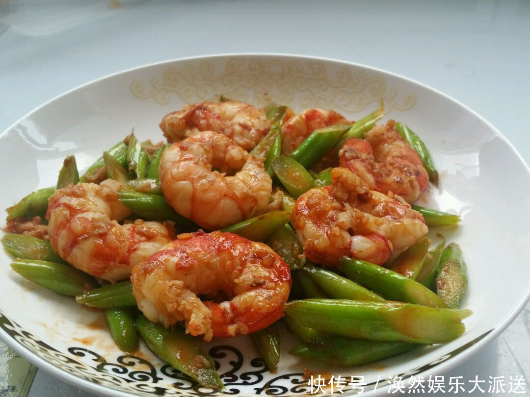 芦笋|芦笋炒虾仁之前,多加一个步骤,虾仁更鲜嫩,而且没有腥味