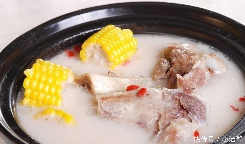 加水|60年大厨说漏嘴不管炖什么骨头汤,都别直接加水,难怪汤汁不白还腥臭