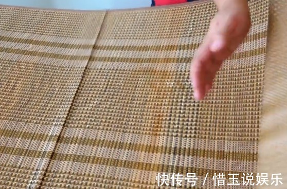 花露水|凉席一月不洗螨虫成窝，教你一个土方法，以后都不会生螨虫
