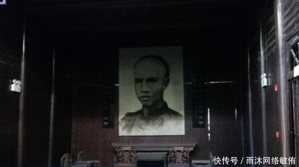 谭嗣同行刑时，妻子因没有孩子而哭泣，谭嗣同：还不如没有