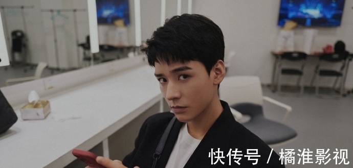 黄晓明|黄晓明和宁静，龚俊和周也，龚俊和姚安娜，《中餐厅5》看点满满