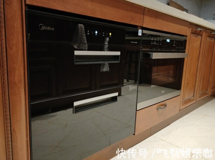 刀具|早该淘汰的12种厨房用品，依然还有人往家里搬，该换就换别舍不得