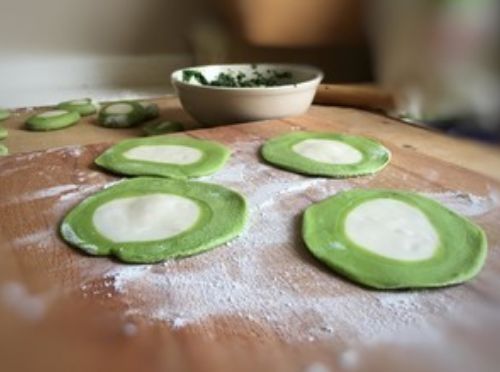 入冬适合吃饺子,这种馅最好吃,鲜嫩多汁,再贵也要吃,别错过!