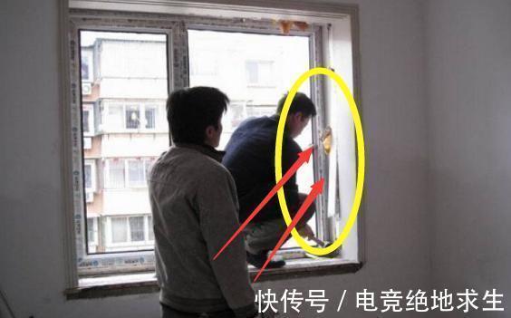 裝修|越來(lái)越多人不用塑鋼窗封陽(yáng)臺(tái)了，聰明人都用這種，刮風(fēng)下雨都不怕