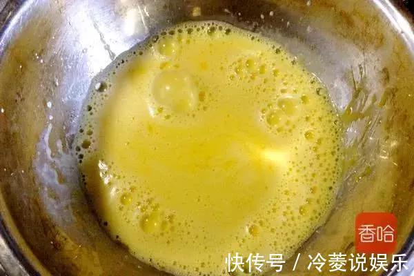 3个鸡蛋,一袋牛奶,蒸一蒸,做香喷喷蛋糕,家里有孩子不要错过