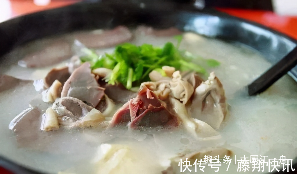 羊肉汤|炖羊肉可别想得多么复杂！只需2种香料，羊肉不膻也不腥，真香