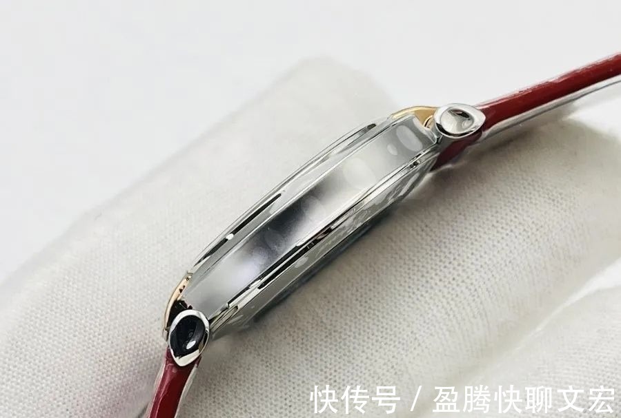 评测&萧邦IMPERIALE系列女士腕表v3间金款详细评测解析!