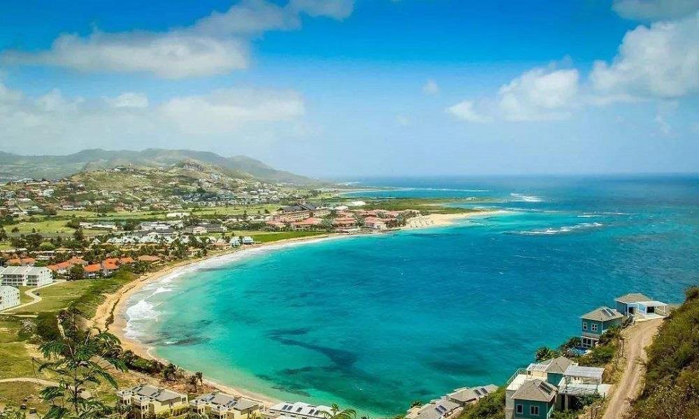 西半球面积最小的国家,面积不到香港的1/4,靠旅游和金融业致富