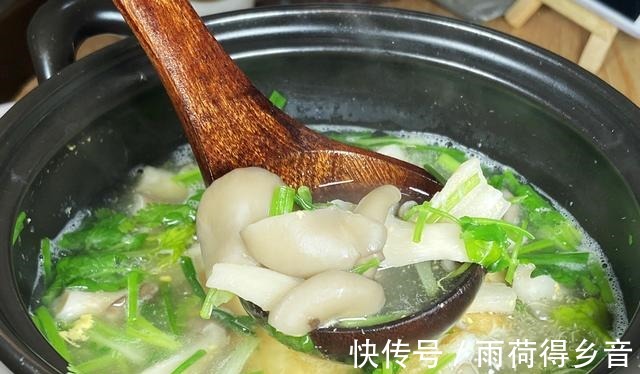做法|冬季多吃蘑菇,教你1个好吃做法,3天不吃就嘴馋,太香了!