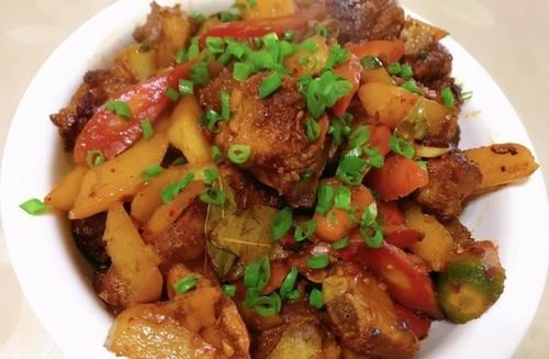 下饭|今天做重口味的红烧排骨，下饭绝对杠杠滴