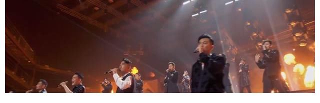 程东|陈小春面馆广州再开分店，开业众多港星捧场，一碗牛腩50元卖到爆